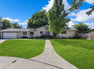 5324 Mustang Way, Carmichael, CA 95608