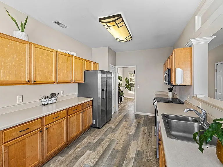 2029 Cartier Ruby Ln — Photo 11