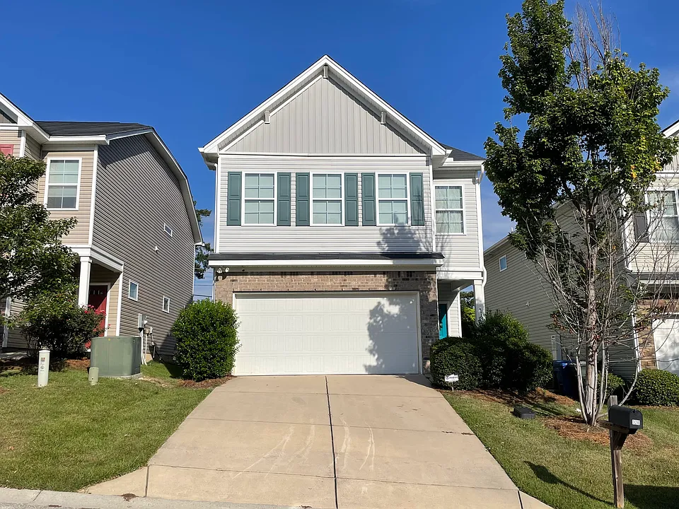 326 Eagle Feather Loop