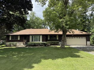 9331 S 92nd St, Franklin, WI 53132