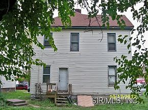 4th image of 2127 Grand Ave