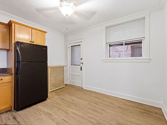 5th image of 206 N Kenilworth Ave Basement B