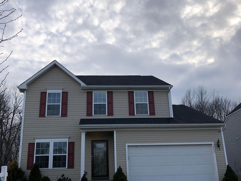 1st image of 1543 Crescent Dr