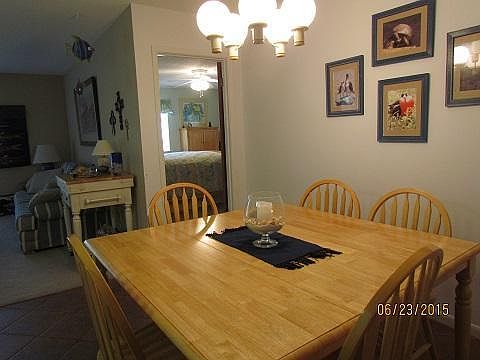 5th image of 612 Pelican Dr
