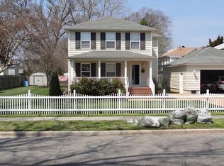 219 E Pembroke Ave, Hampton, VA 23669