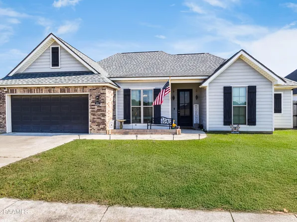 1911 E Jane St, Abbeville, LA 70510