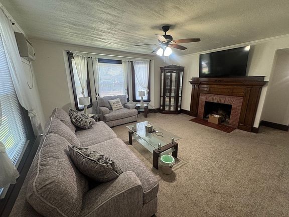 5th image of 83 Lovett St APT 1