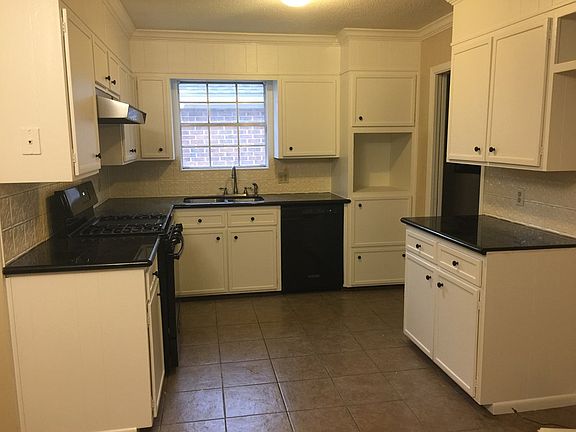 2nd image of 3119 Nashville Ave