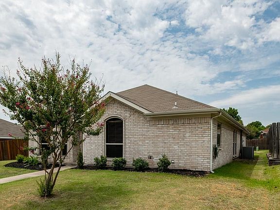 2nd image of 10416 Holly Grove Dr