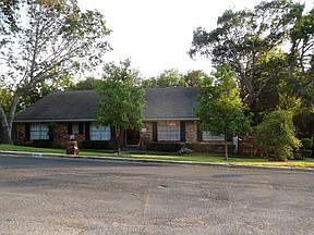1st image of 9051 Oriole Dr
