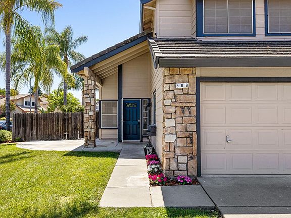 3rd image of 509 Regency Circle