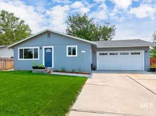 6054 N Francis Pl, Garden City, ID 83714