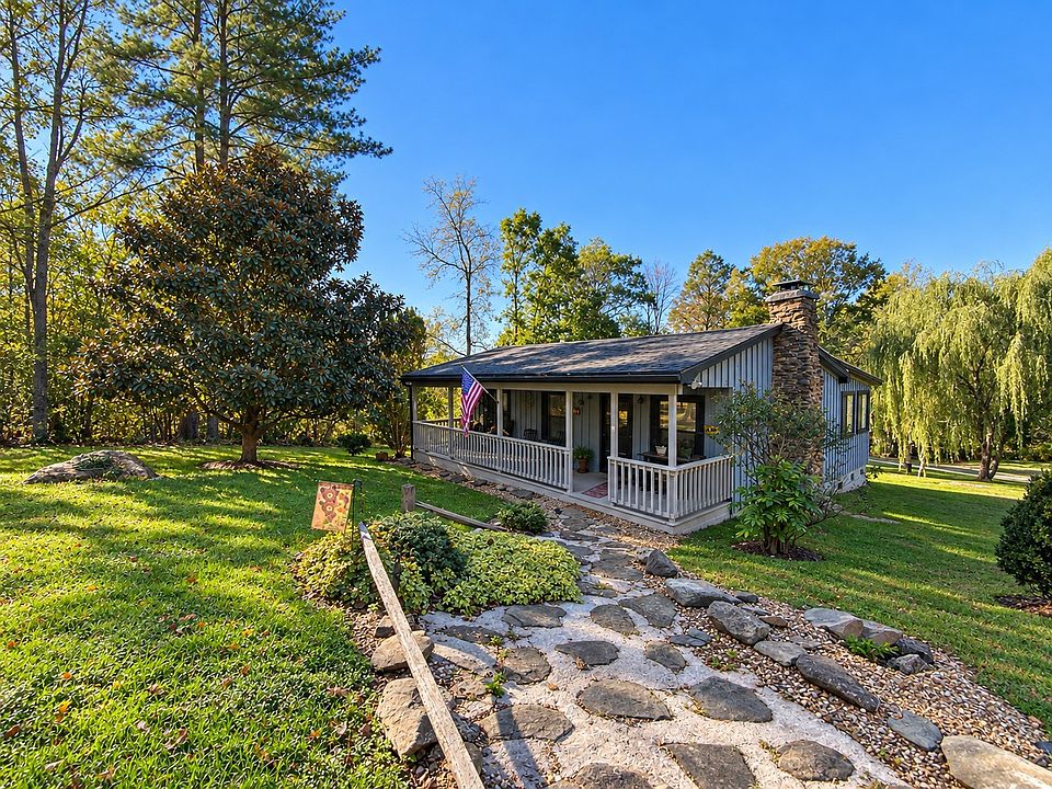 1st image of 4455 Trail Hollow Rd