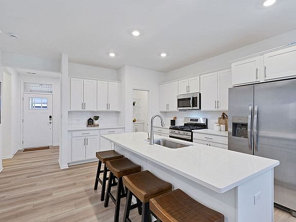 5th image of 484 E 127th Ave #12784