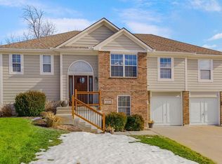 8405 N Elmwood Ave, Kansas City, MO 64156