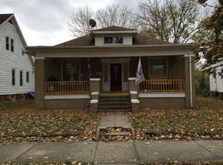 2605 Prairie Ave, Mattoon, IL 61938