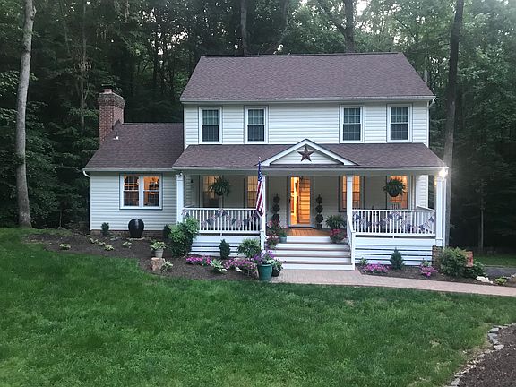 3rd image of 12046 Market Square Ct