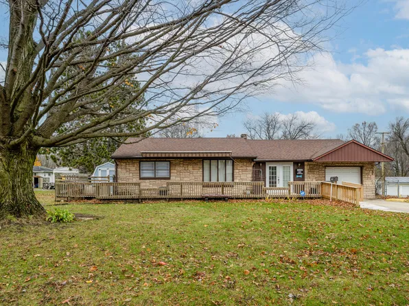 513 E Main St, Hartford, MI 49057