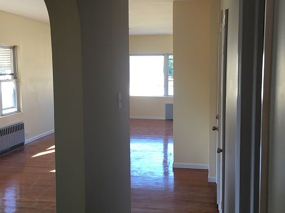 5th image of 1170 E 95th St #1A