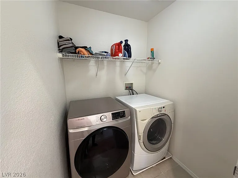 2515 Begonia Valley Ave — Photo 24