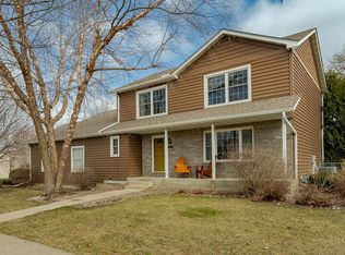 4541 Savannah Dr NW, Rochester, MN 55901