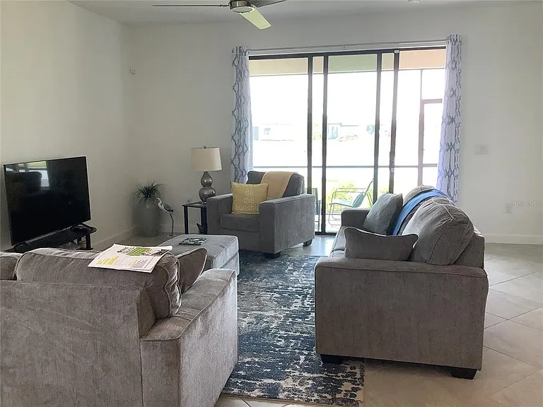 5409 Coral Reef Way — Photo 10