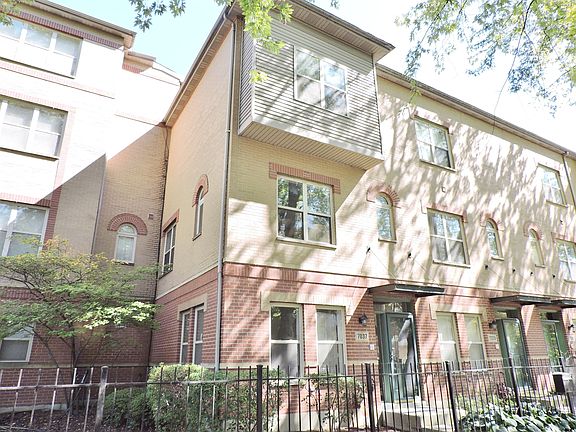 2nd image of 7037 S Oglesby Ave
