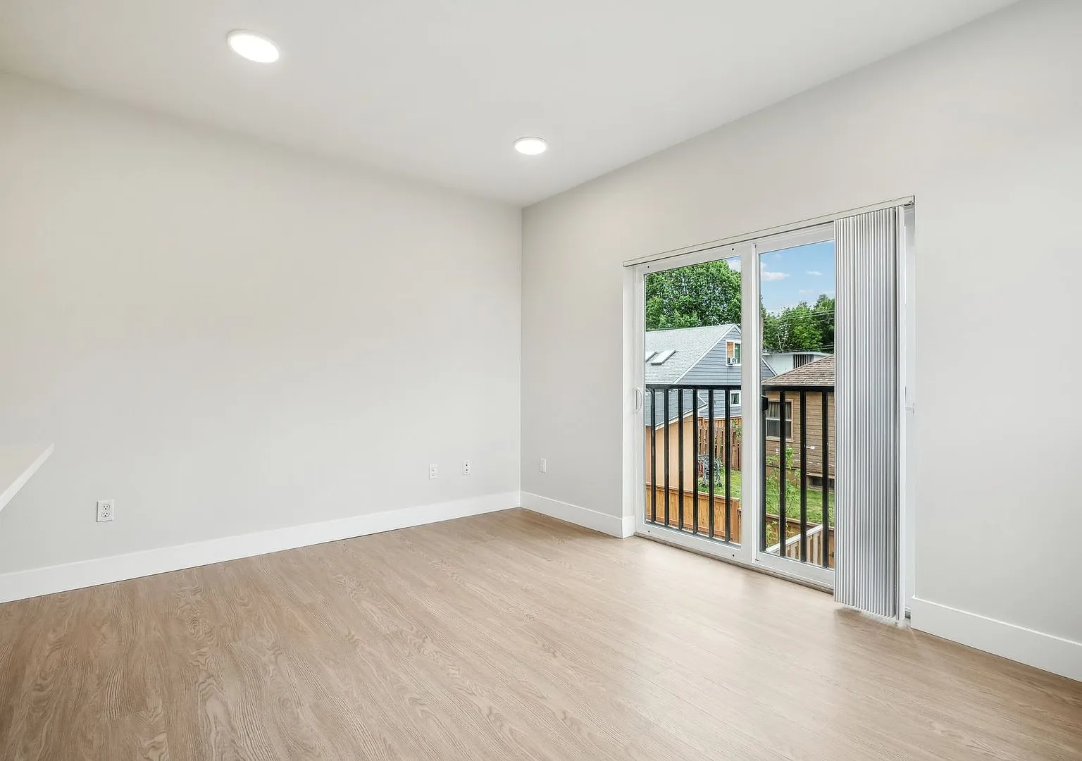 107th Street Apartments — Photo 4