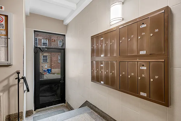 Rented by David Gmuca, LREB | media 18