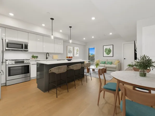 321 W Broadway #6, Boston, MA 02127