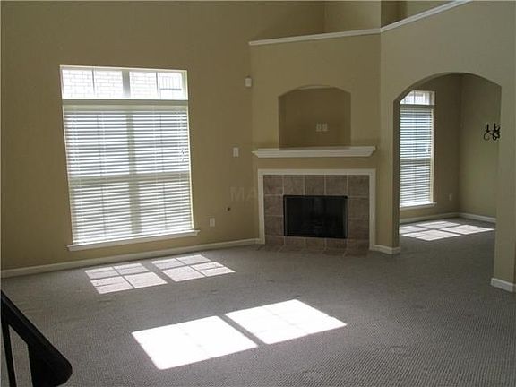 4th image of 4849 Stirrup Dr