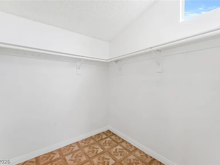 6536 Sterling Springs Pkwy — Photo 21