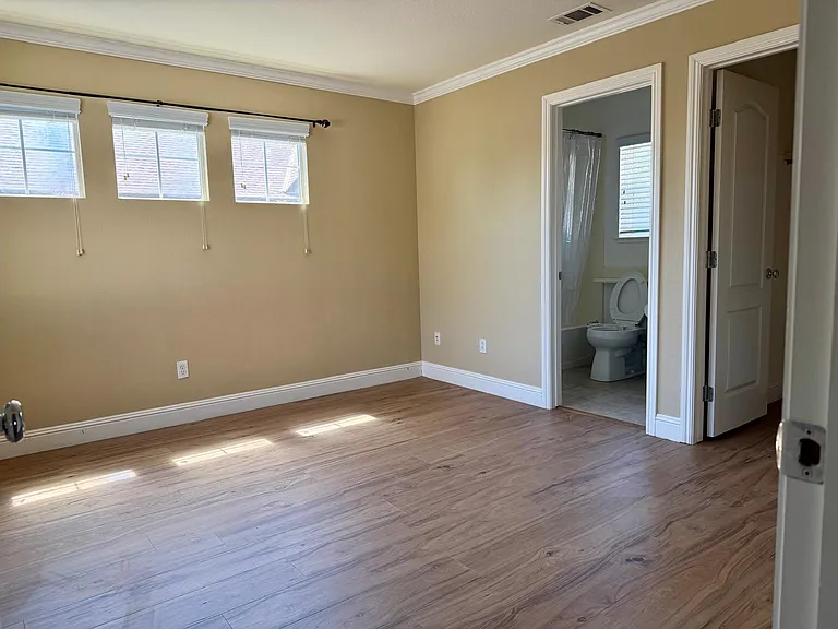 1326 Remington Ct — Photo 20