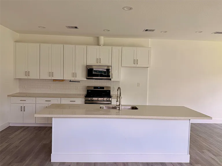 4436 Aledo St — Photo 7