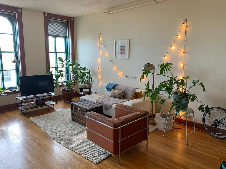 723 Massachusetts St #3 — Photo 1
