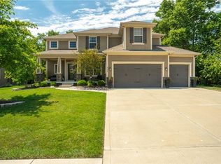 4100 SW Stoney Brook Dr, Lees Summit, MO 64082