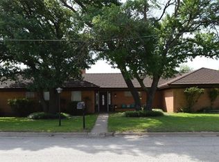 1105 Hillcrest St, Coleman, TX 76834