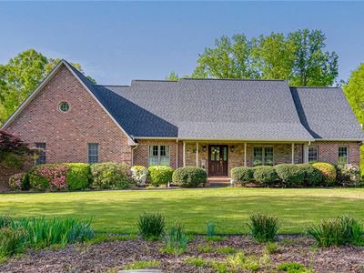2843 Friedberg Church Rd, Winston Salem, NC, 27127