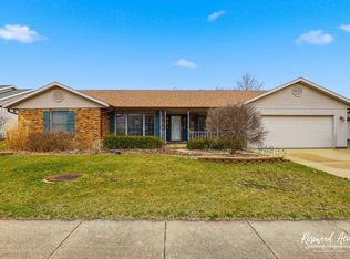 1240 Plum Creek Dr, Bourbonnais, IL 60914