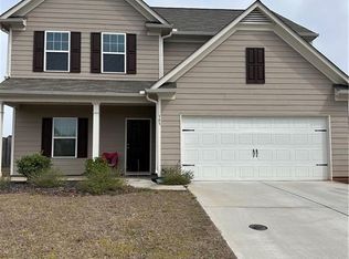 343 Darling Ln #B, Pendergrass, GA 30567