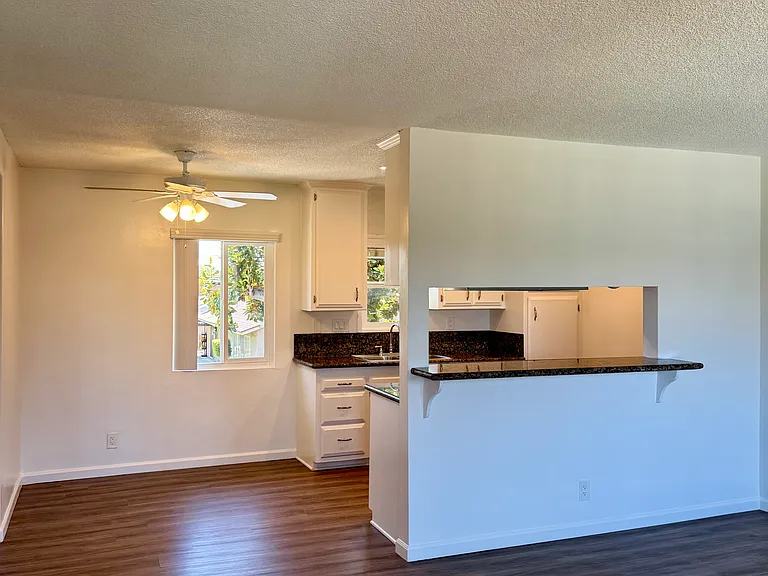 1418 S Orange Ave #11 — Photo 4