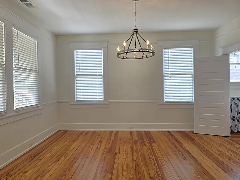 1429 Stovall St — Photo 8