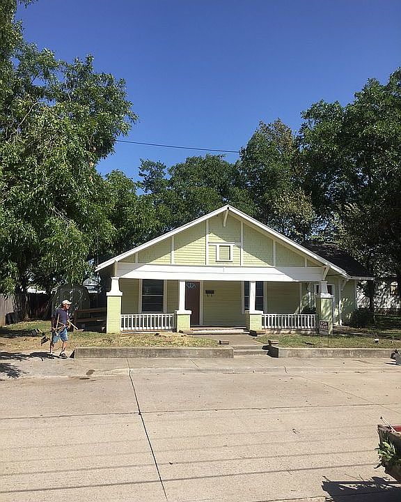 1st image of 108 N 1st Ave