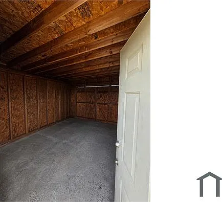 2483 J St — Photo 40