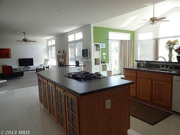 5th image of 47 Kinross Dr