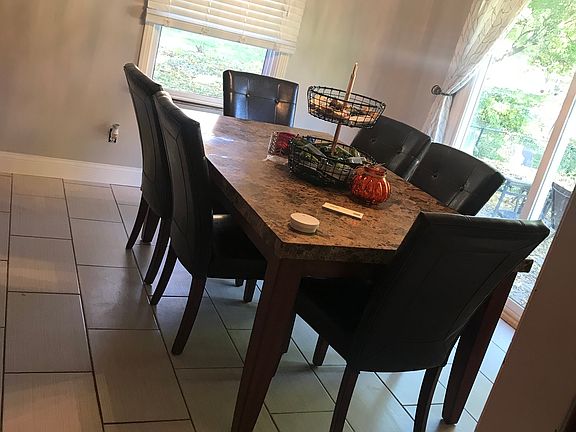 Dining room. 