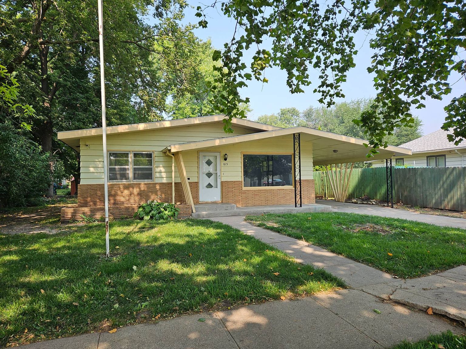 815 D St, Central City, NE 68826 MLS 11204630 Zillow