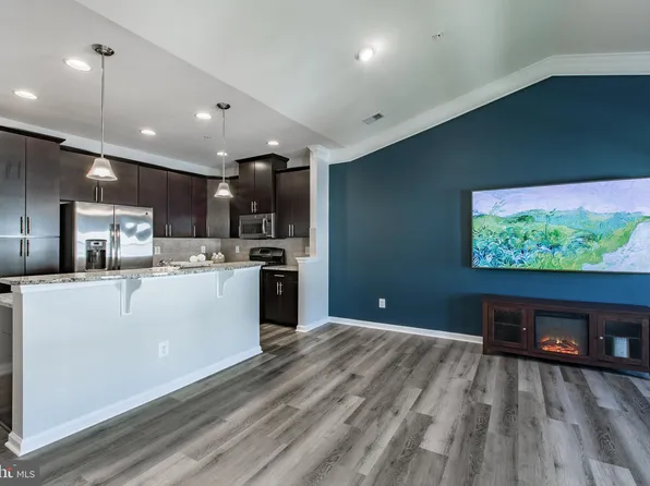 24677 Footed Ridge Ter, Sterling, VA 20166