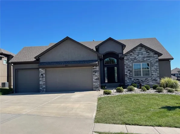 9111 N Cypress Ave, Kansas City, MO 64156