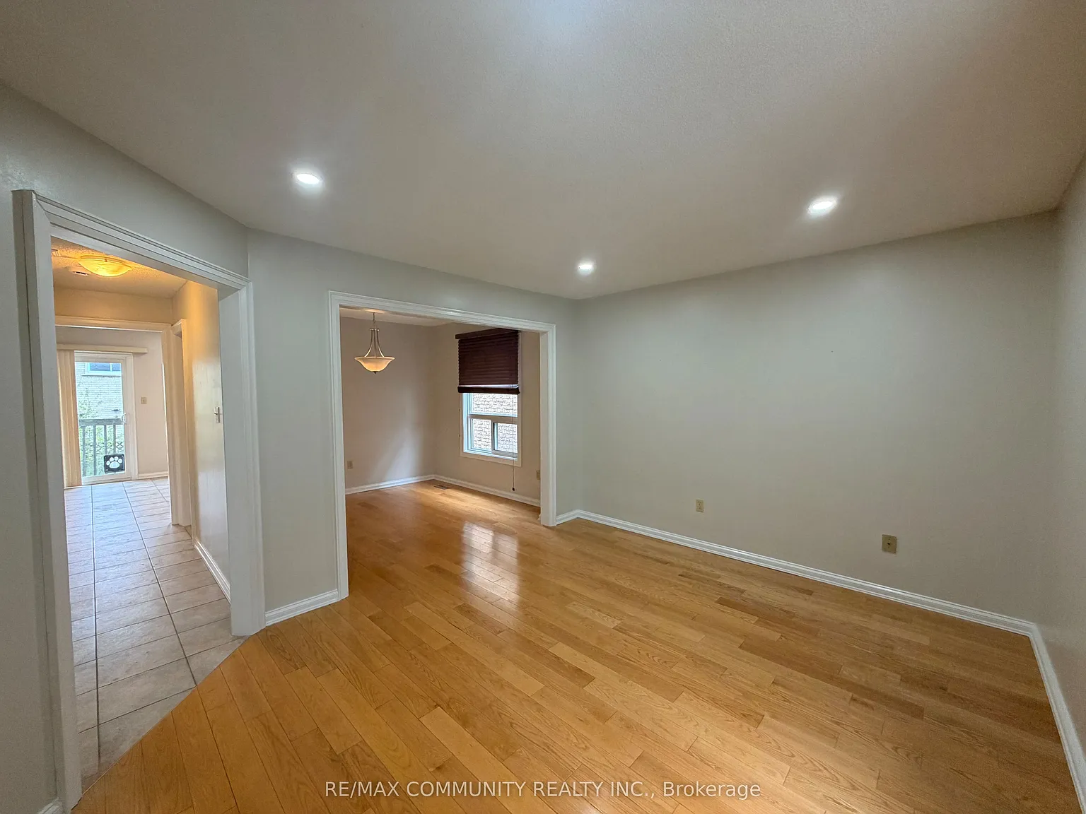 3 bed, $2,900 — Photo 3